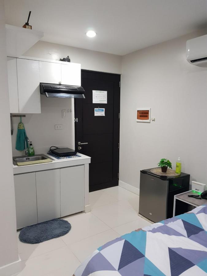 Skymagz 812 At Cityscape Residences Bacolod Exteriör bild
